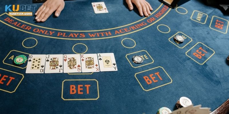 Cần vững tâm lý khi chơi là tip trong cách chơi poker luôn thắng